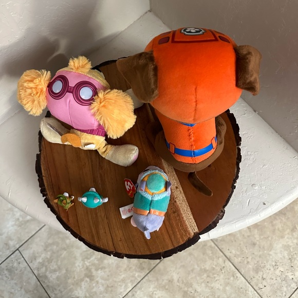 Nickelodeon Paw Patrol Skye, Zuma, Everest Plush Bundle Lot - Picture 4 of 4